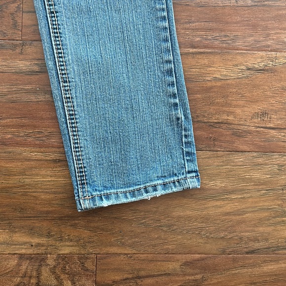 Vintage Amethyst light wash distressed jeans - Picture 6 of 12